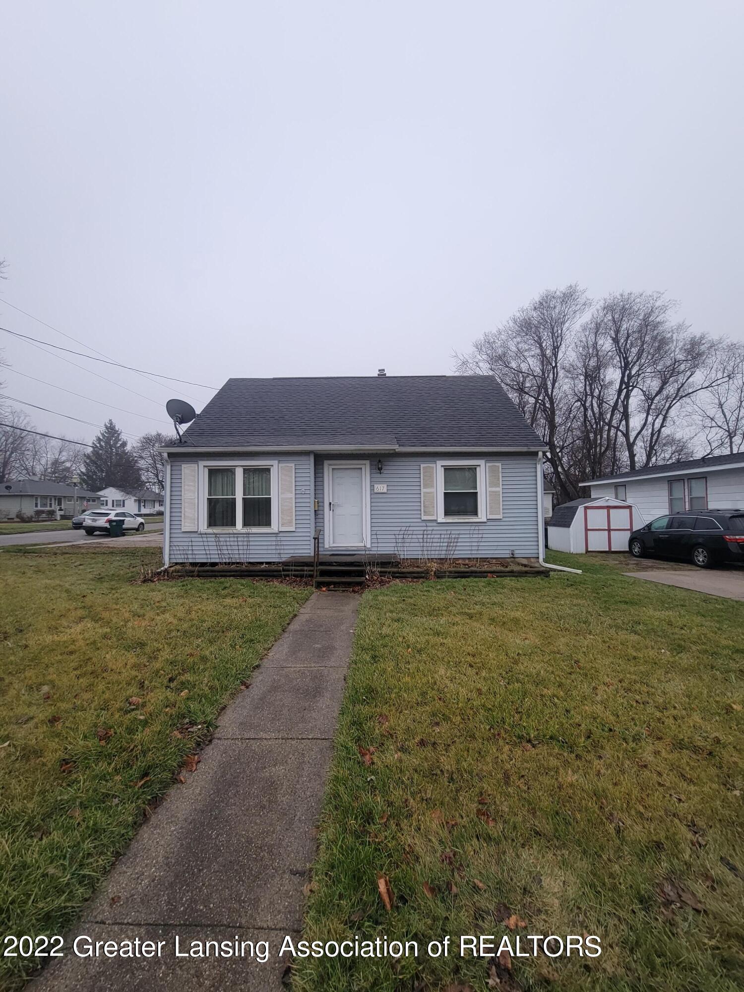 617 West Holmes Road Lansing, MI 48910 - Photo 31 of 40 20230103_164122