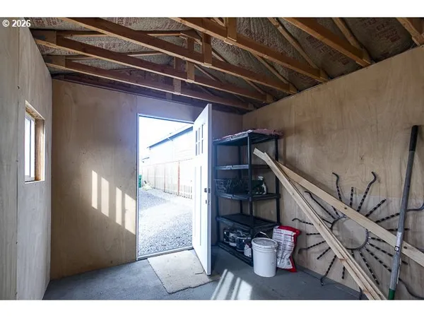 $669,900 | 1668 Northeast Clayton Drive, Estacada, OR 97023