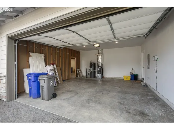 $669,900 | 1668 Northeast Clayton Drive, Estacada, OR 97023