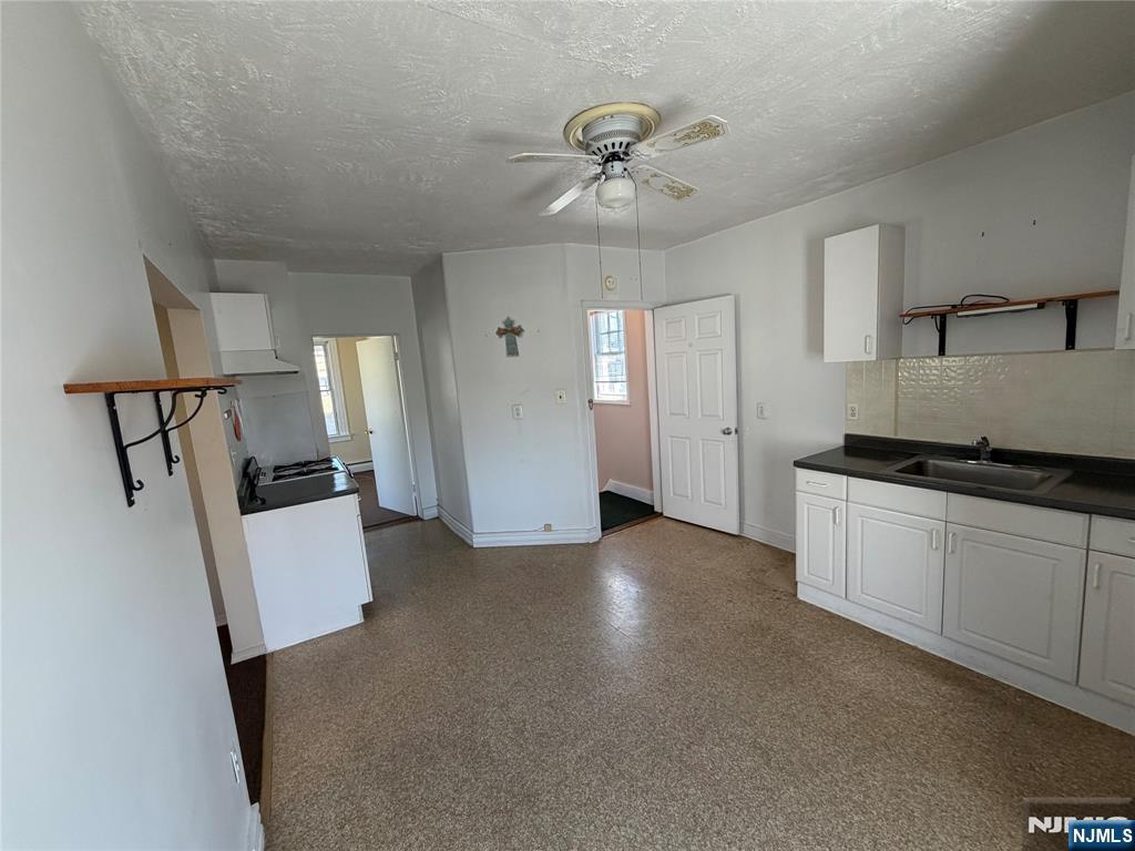 832 Paterson Avenue East Rutherford, NJ 07073 - Photo 13 of 23