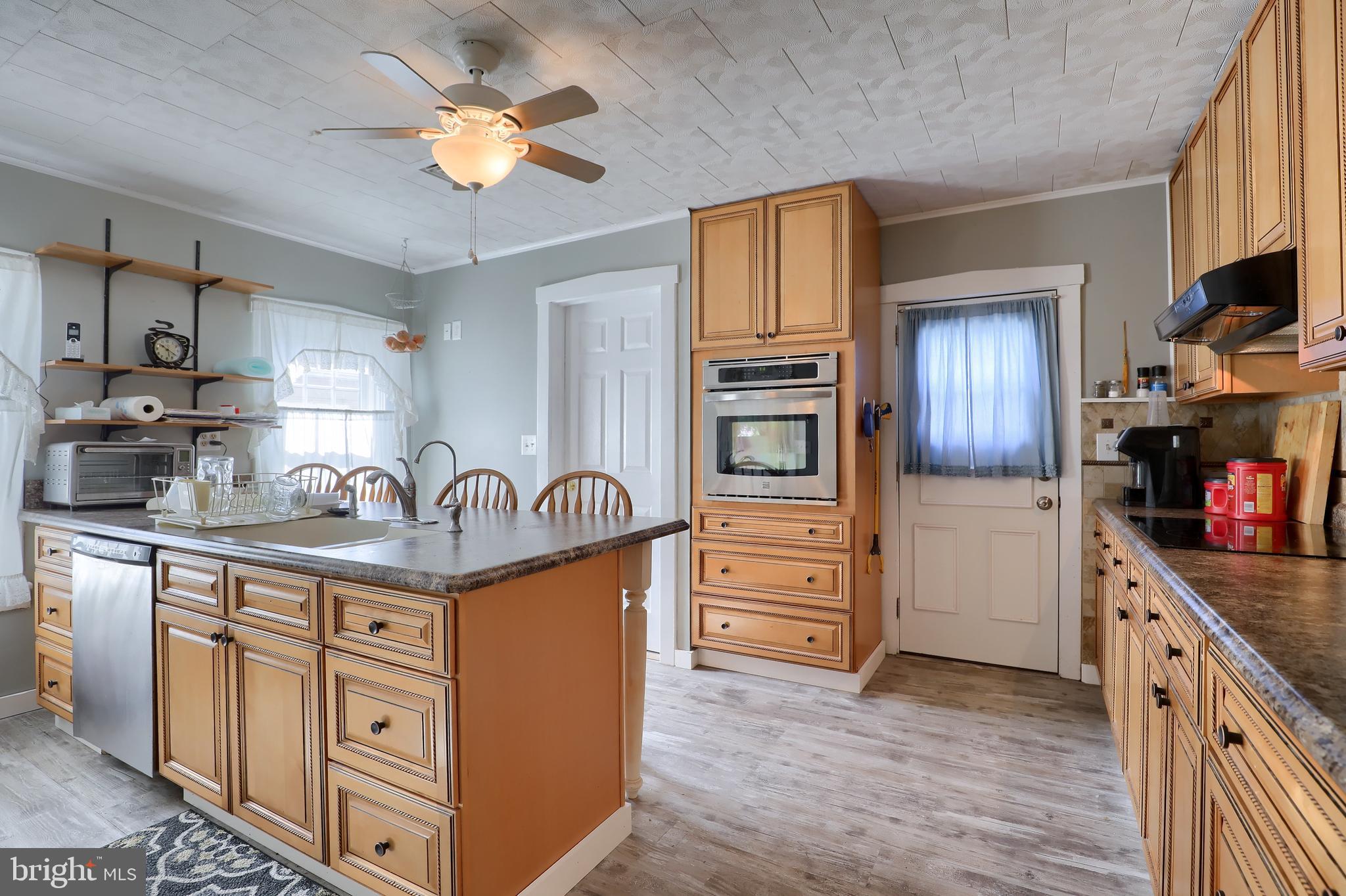 401 South Cedar Street Lititz, PA 17543 - Photo 10 of 26 Gallery Image 10