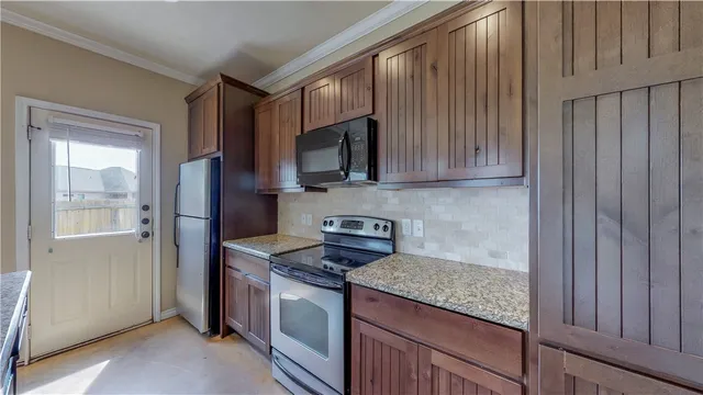 $2,500 | 3401 Cullen Trail, College Station, TX 77845