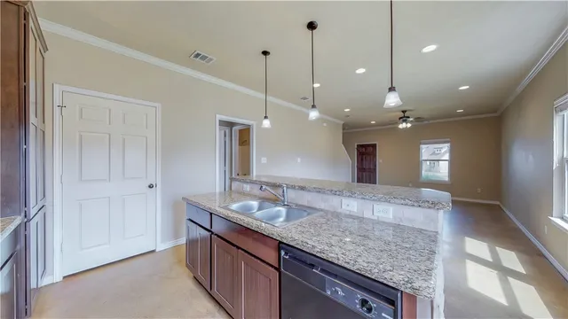 $2,500 | 3401 Cullen Trail, College Station, TX 77845