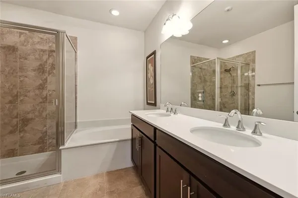 $2,500 | 7923 Bristol Circle, Naples, FL 34120