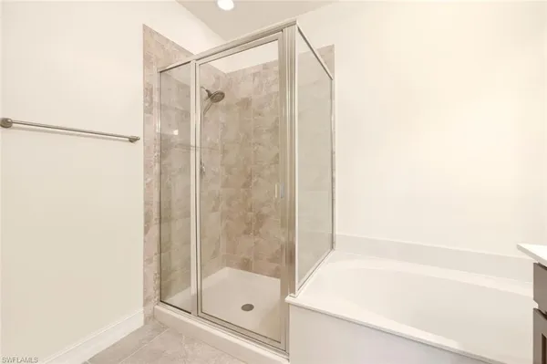 $2,500 | 7923 Bristol Circle, Naples, FL 34120