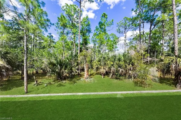 $2,500 | 7923 Bristol Circle, Naples, FL 34120