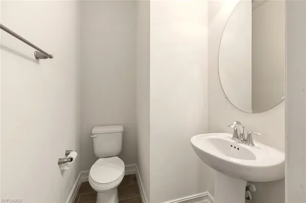 $2,500 | 7923 Bristol Circle, Naples, FL 34120