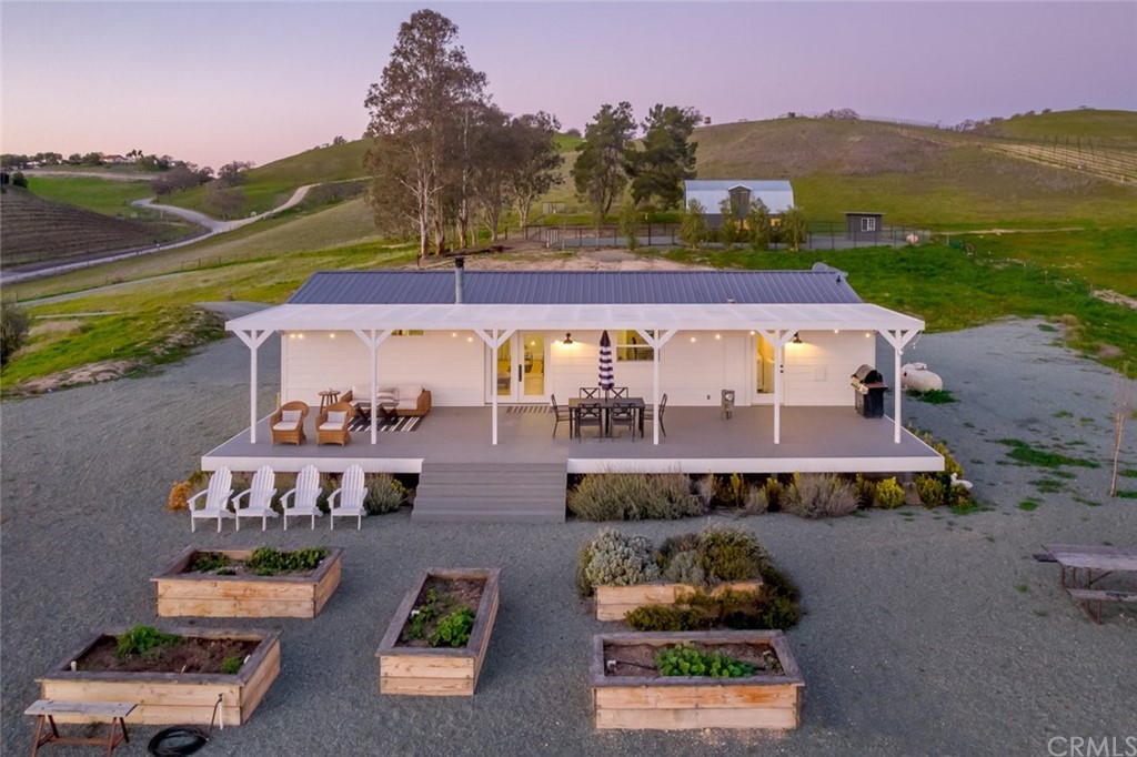 2717 Stagecoach Road Paso Robles, CA 93446 - Photo 1 of 1 Gallery Image 1