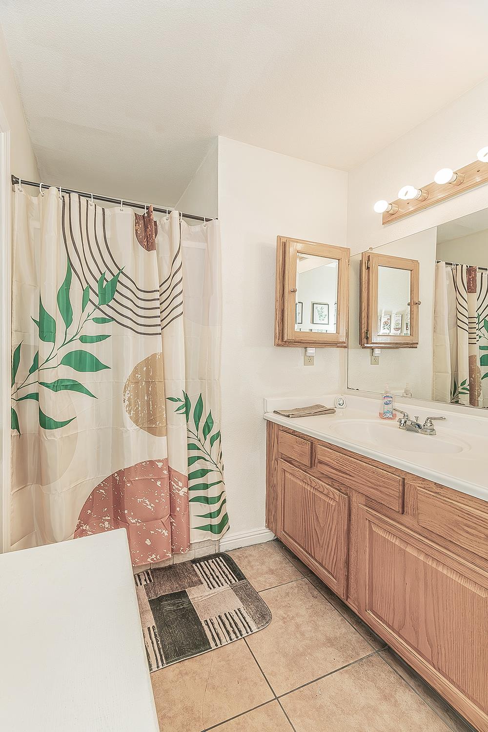 40237 Alerna Way Oakhurst, CA 93644 - Photo 9 of 23 Gallery Image 9