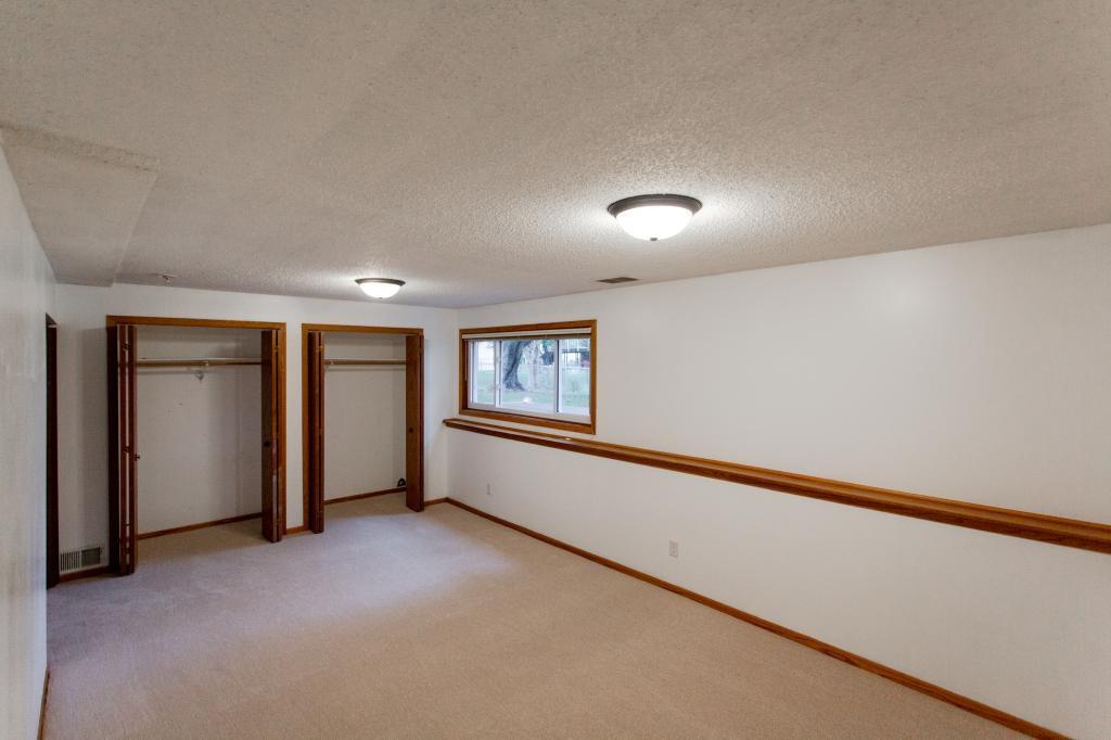 4260 Sun Cliff Road Eagan, MN 55122 - Photo 18 of 27 Gallery Image 18