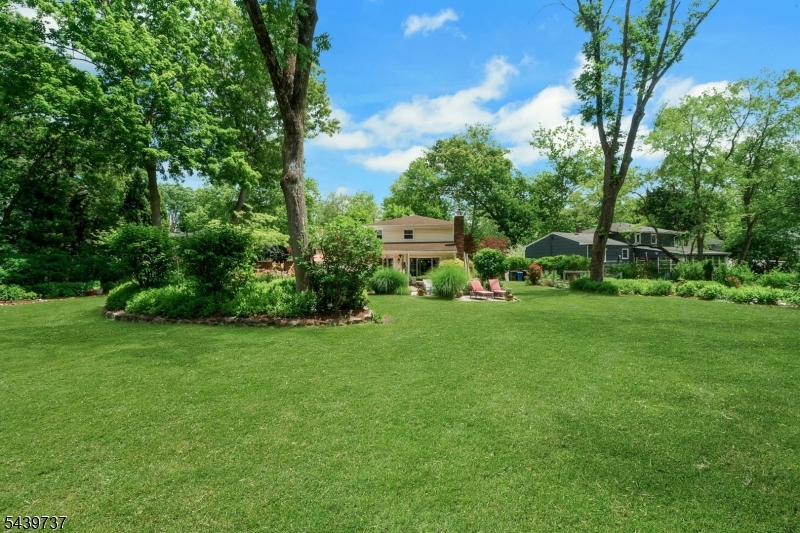 52 Stockton Road Summit, NJ 07901 - Photo 34 of 36