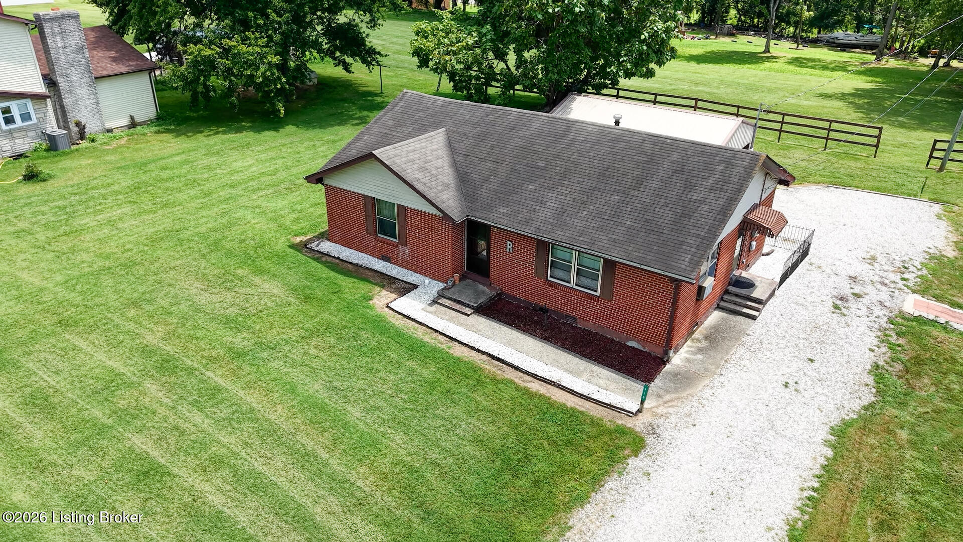 110 Tanner Road Hodgenville, KY 42748 - Photo 2 of 44 110 Tanner Road-8