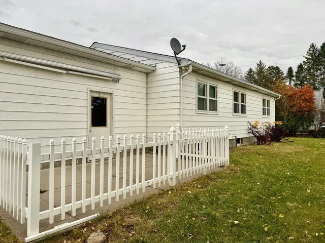 $199,900 | 123 2nd Street Southeast, Sebeka, MN 56477