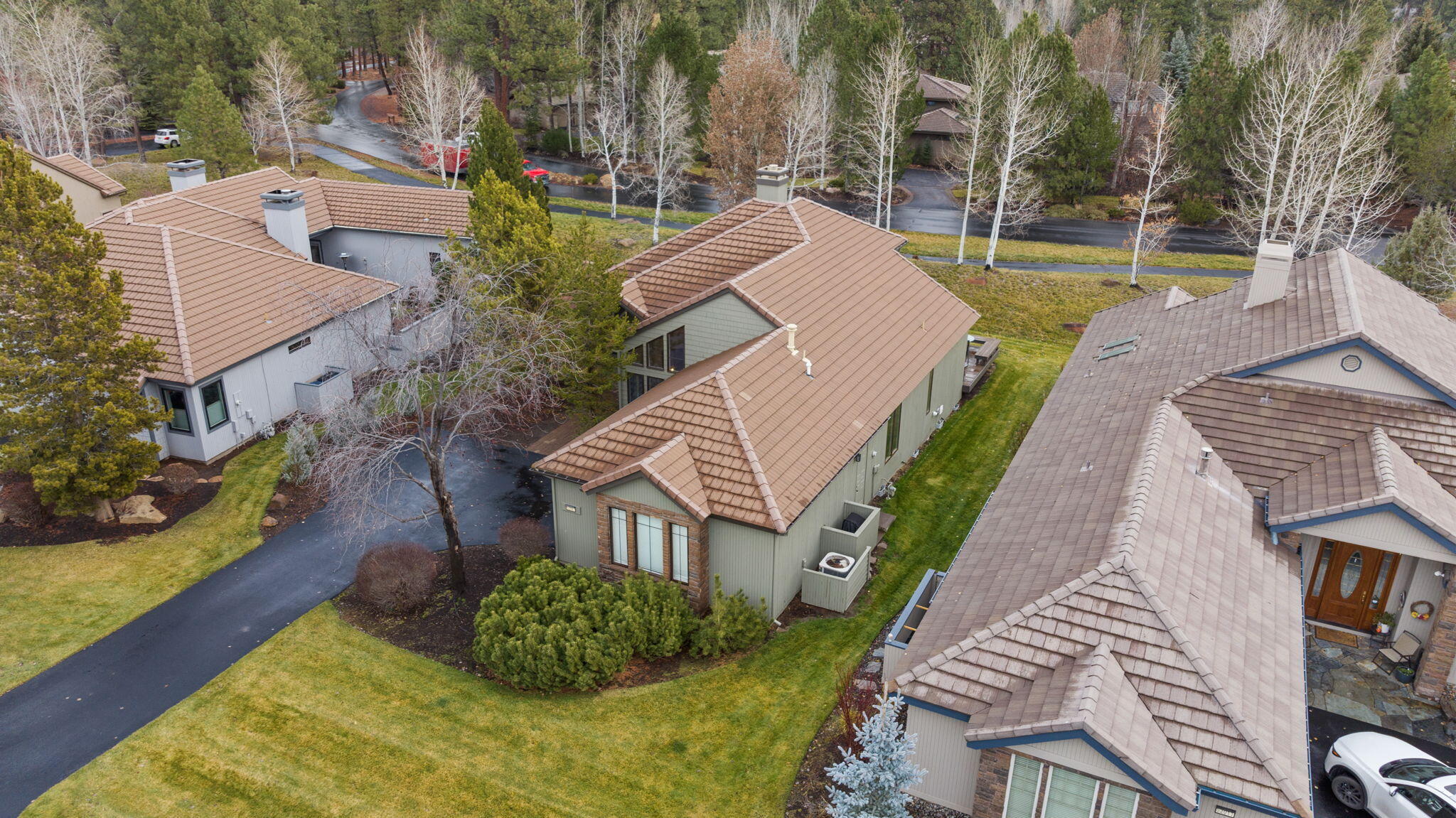 62017 Fall Creek Loop Bend, OR 97702 - Photo 33 of 38 Aerial