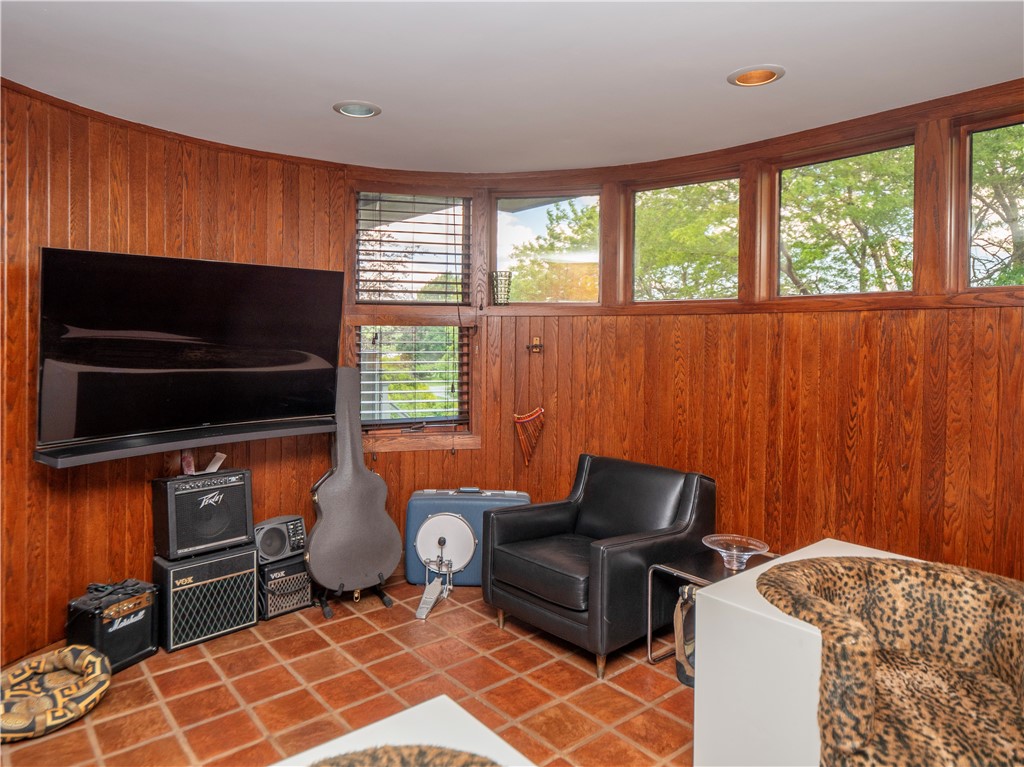 150 Southern Way Charlestown, RI 02813 - Photo 28 of 50