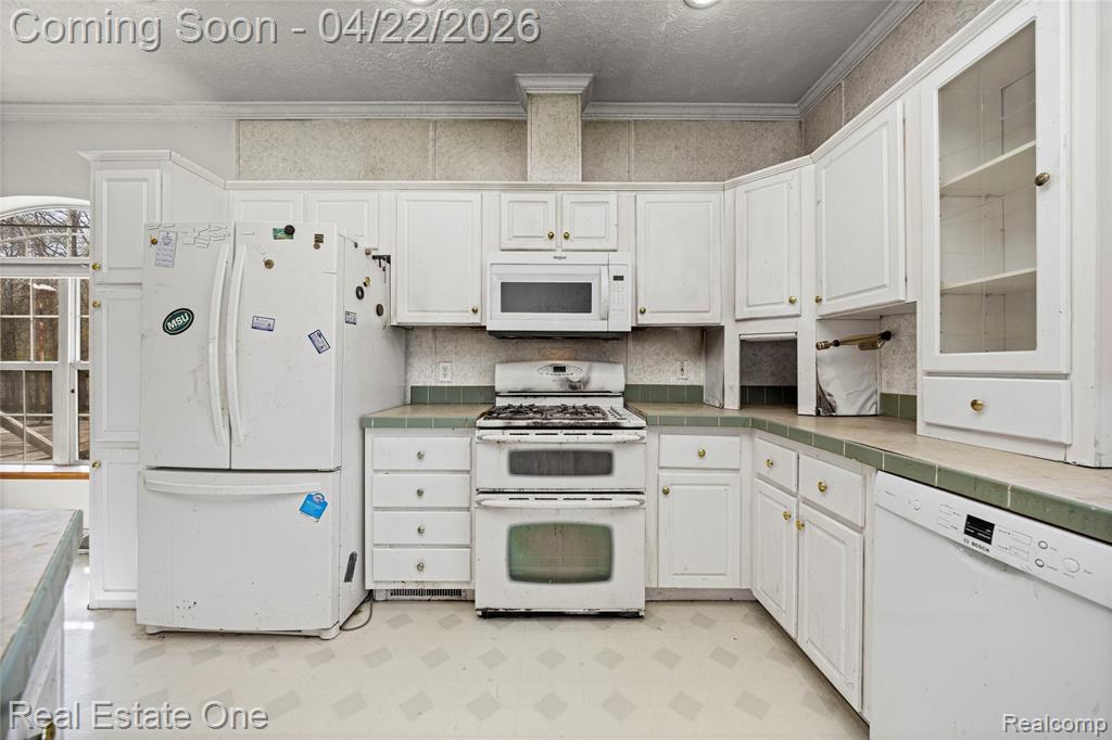 26996 Sumpter Road Belleville, MI 48111 - Photo 13 of 32
