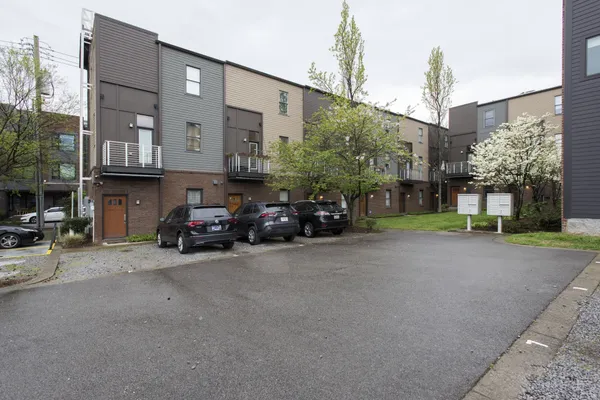 $3,500 | 508 Madison Street, Unit 2, Nashville, TN 37208