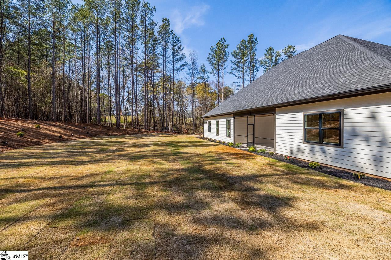 329 Thompson Road Taylors, SC 29687 - Photo 43 of 47 Gallery Image 43