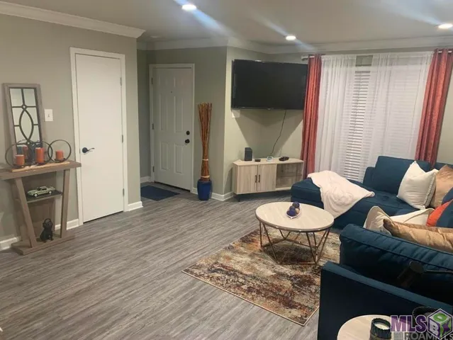 $1,300 | 13005 Briar Hollow Avenue, Baton Rouge, LA 70810