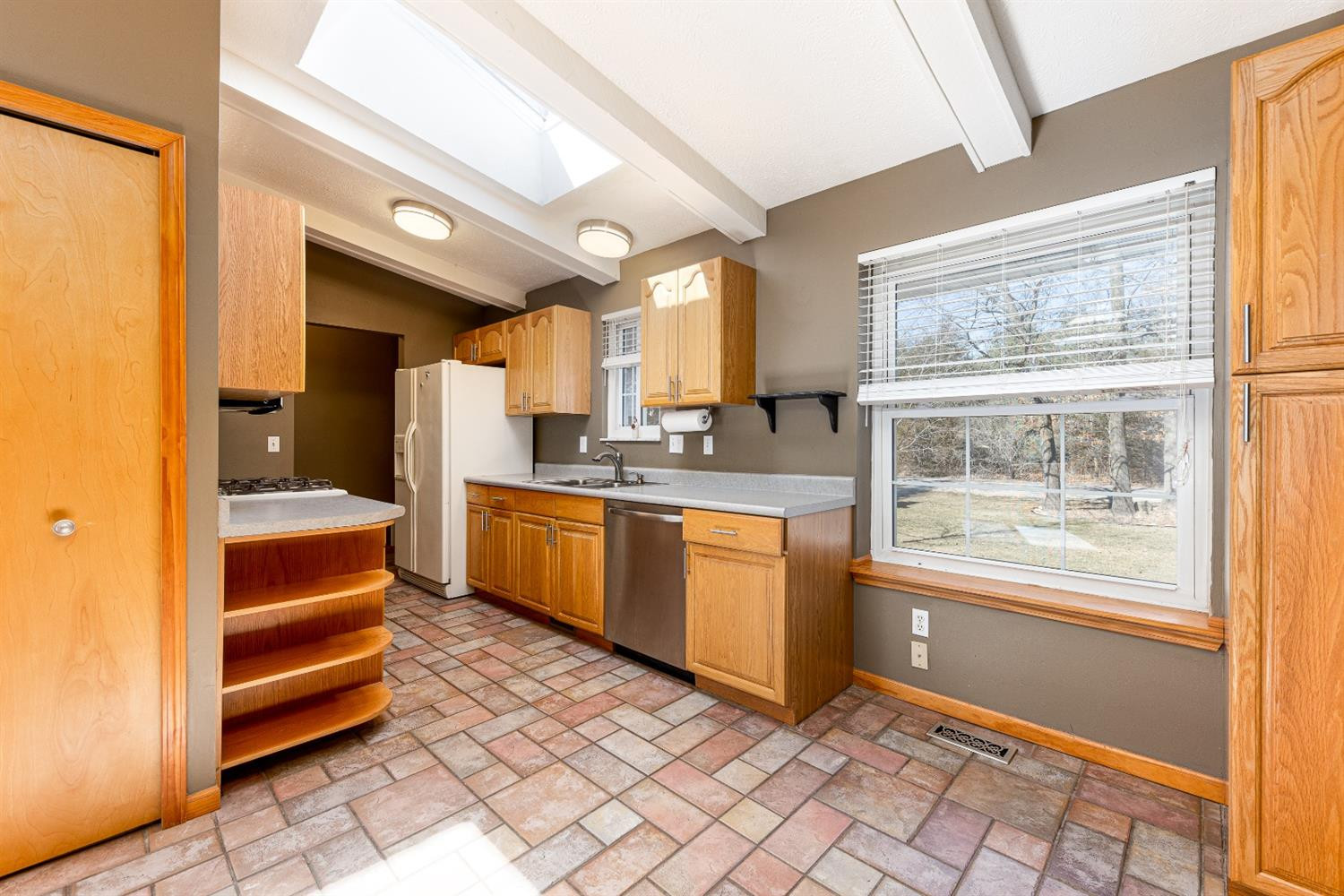 3618 Cordley Lake Road Pinckney, MI 48169 - Photo 6 of 31 Photo 6