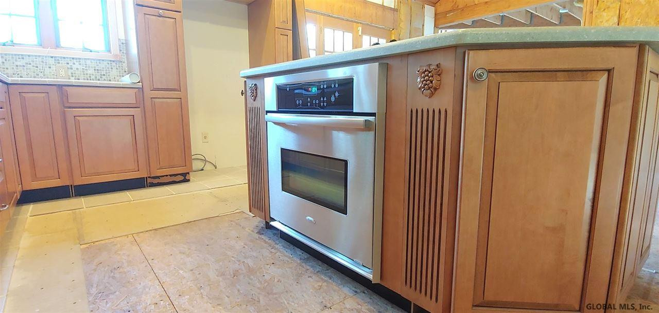 113 Johnson Road Horicon, NY 12808 - Photo 10 of 22 Top of the line finishes