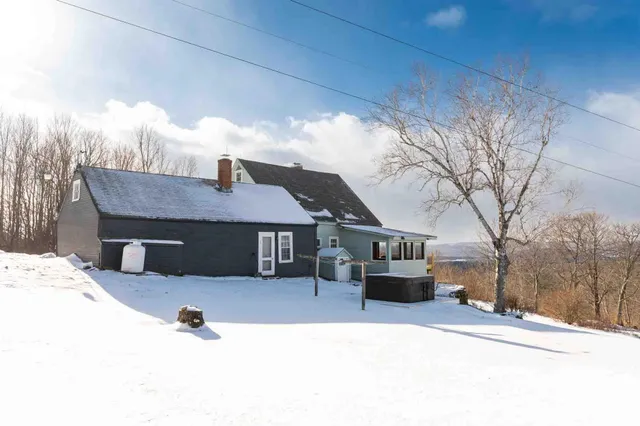 $559,000 | 82 White Hill Road, Claremont, NH 03743