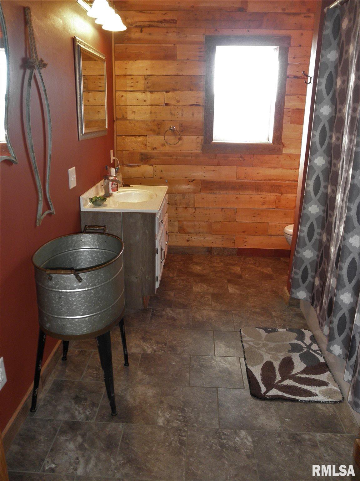 25117 East Birds Corner Road Canton, IL 61520 - Photo 24 of 50