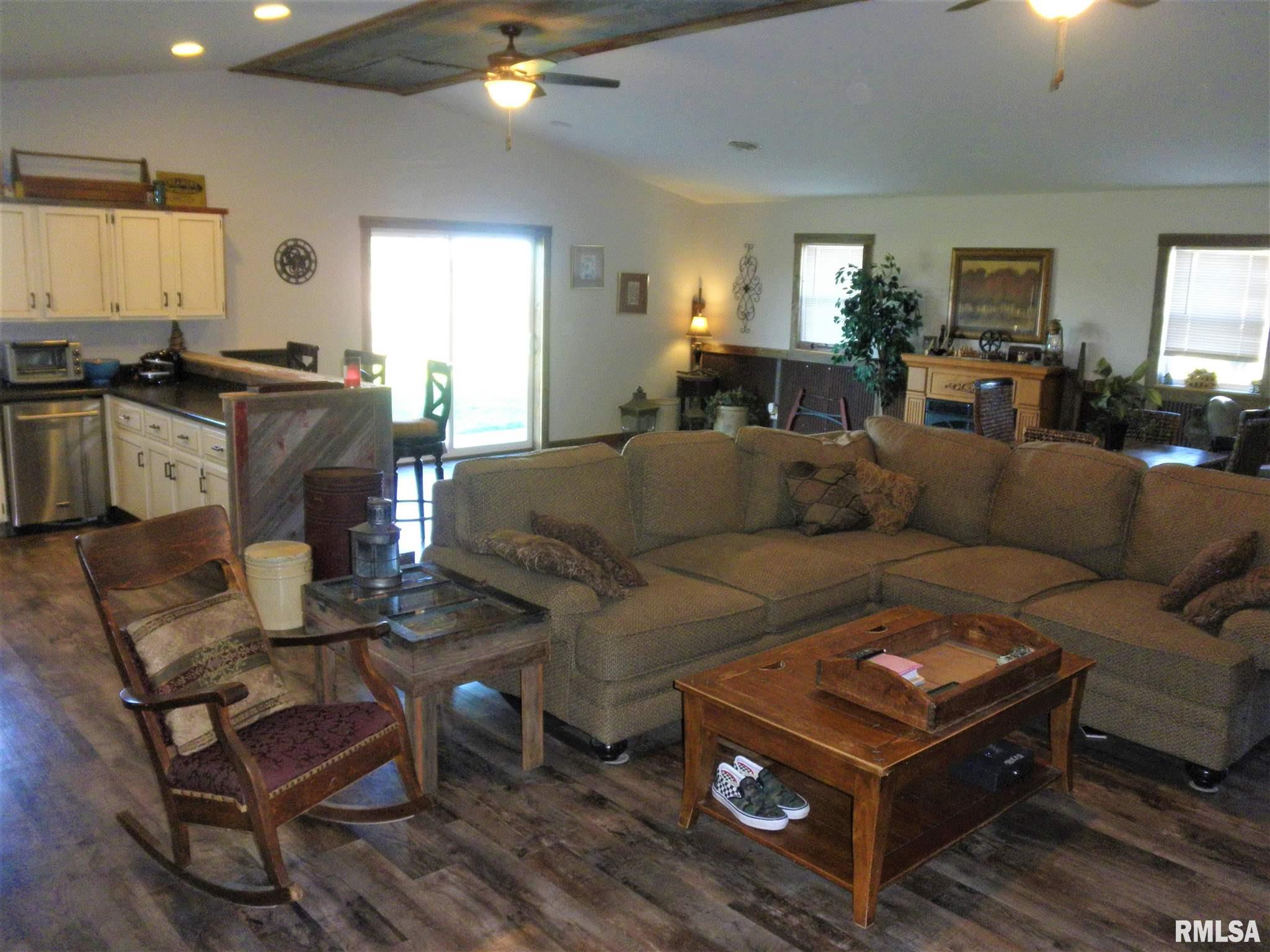 25117 East Birds Corner Road Canton, IL 61520 - Photo 43 of 50