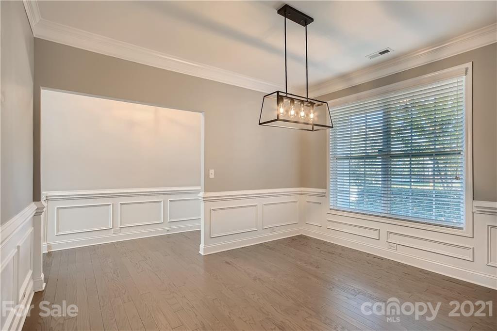 8927 Inverness Bay Road Charlotte, NC 28278 - Photo 8 of 33 Gallery Image 8