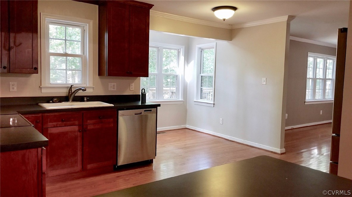 6102 Forest Wood Road Midlothian, VA 23112 - Photo 3 of 28 Gallery Image 3