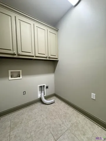 $2,100 | 12446 Dutchtown Villa Drive, Geismar, LA 70734