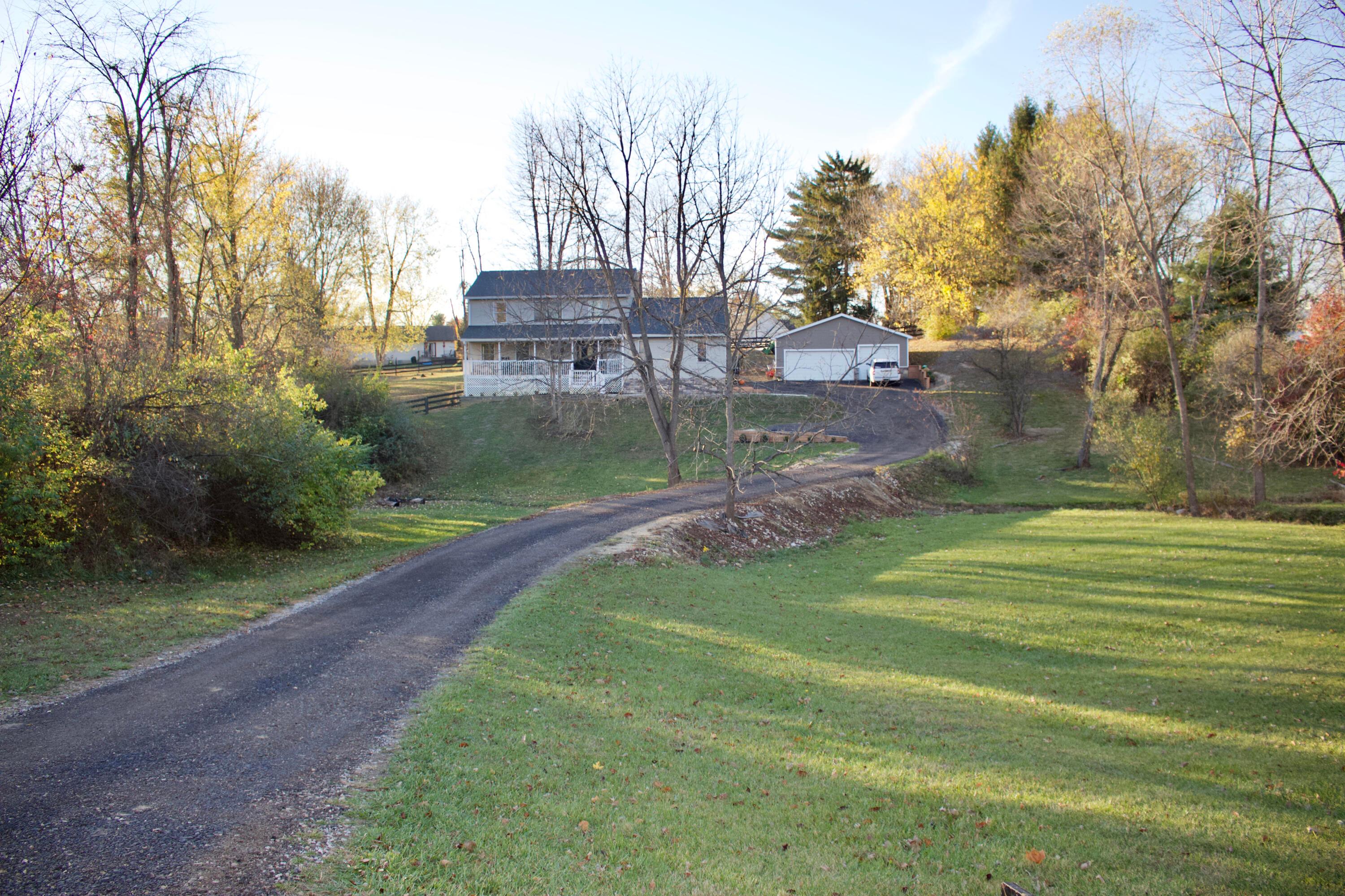 5332 Watkins Road Southwest Pataskala, OH 43062 - Photo 2 of 51 Front Exterior