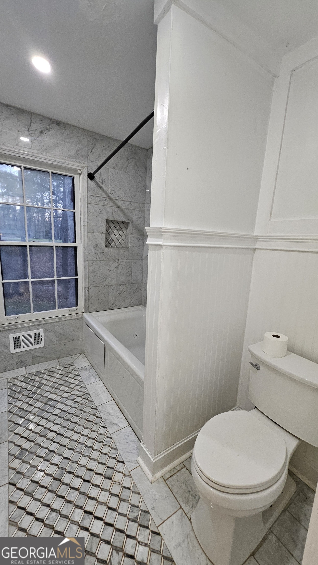 4360 Stonewall Tell Road College Park, GA 30349 - Photo 23 of 49 a bathroom with a toilet and a shower