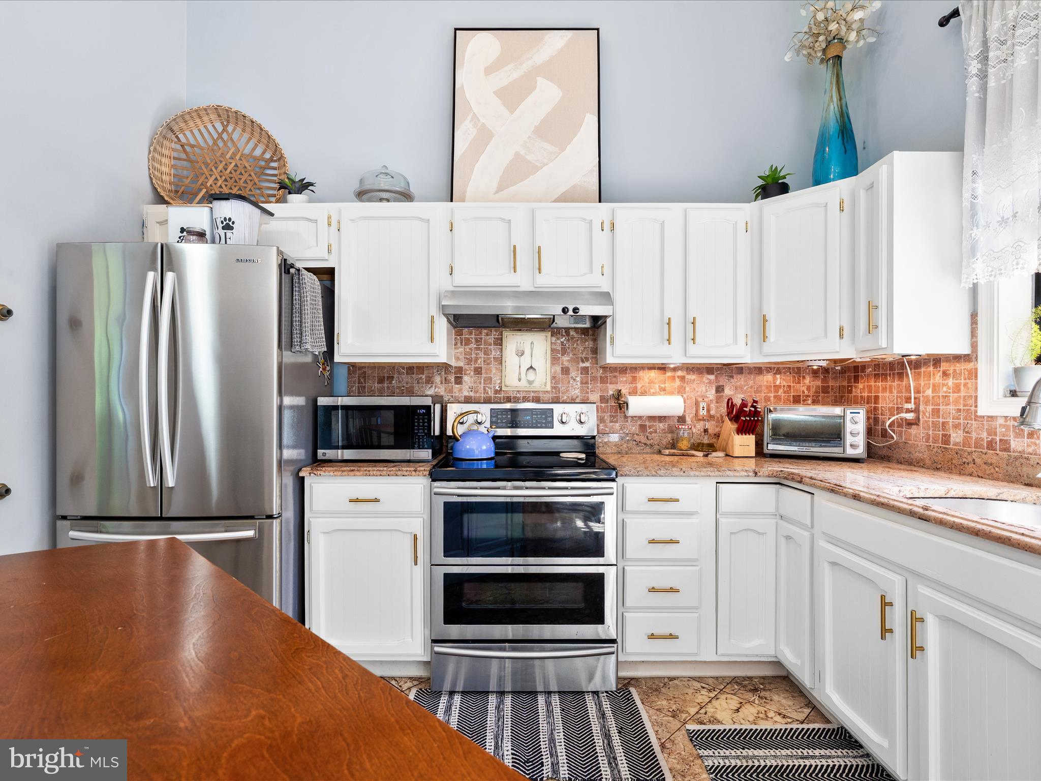 701 Cockeys Mill Road Reisterstown, MD 21136 - Photo 14 of 69 Distinctive and warm