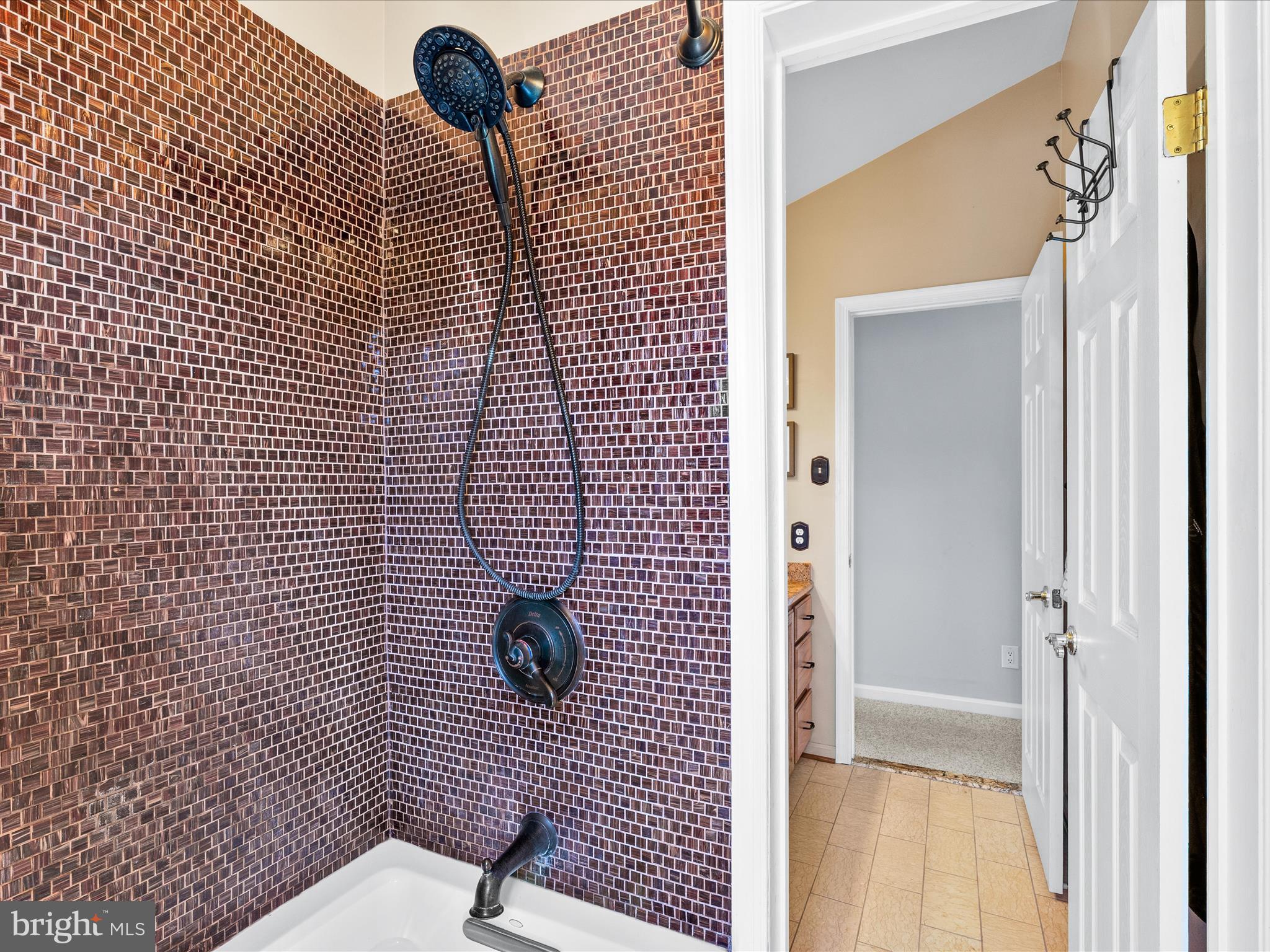 701 Cockeys Mill Road Reisterstown, MD 21136 - Photo 26 of 69 Full Hall Bath