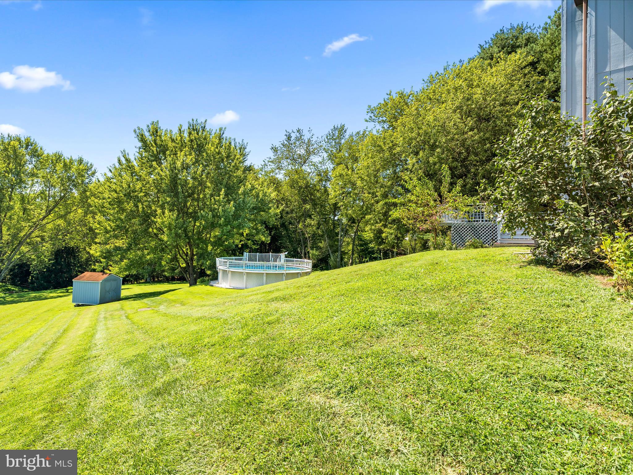 701 Cockeys Mill Road Reisterstown, MD 21136 - Photo 41 of 69 Large yard
