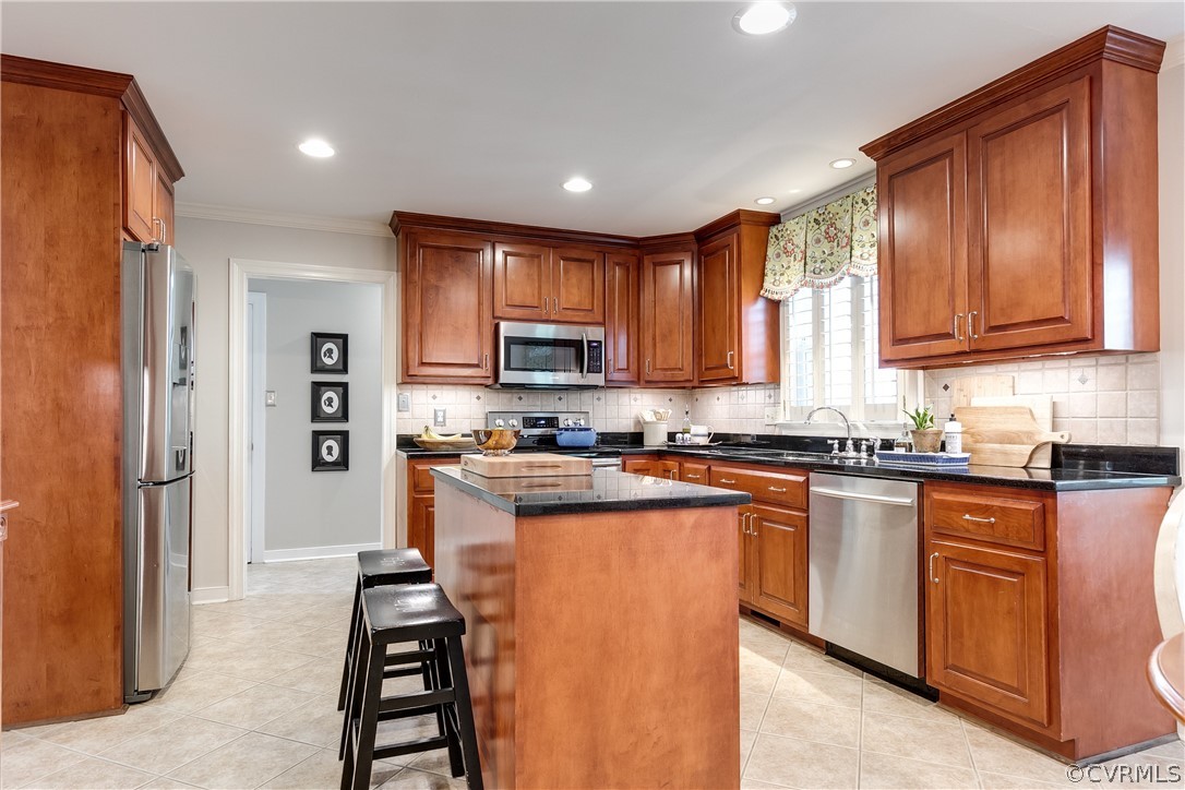 520 Greene Ridge Road Henrico, VA 23229 - Photo 12 of 50 Kitchen with island