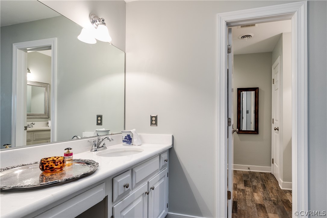 520 Greene Ridge Road Henrico, VA 23229 - Photo 33 of 50 Master Suite vanity