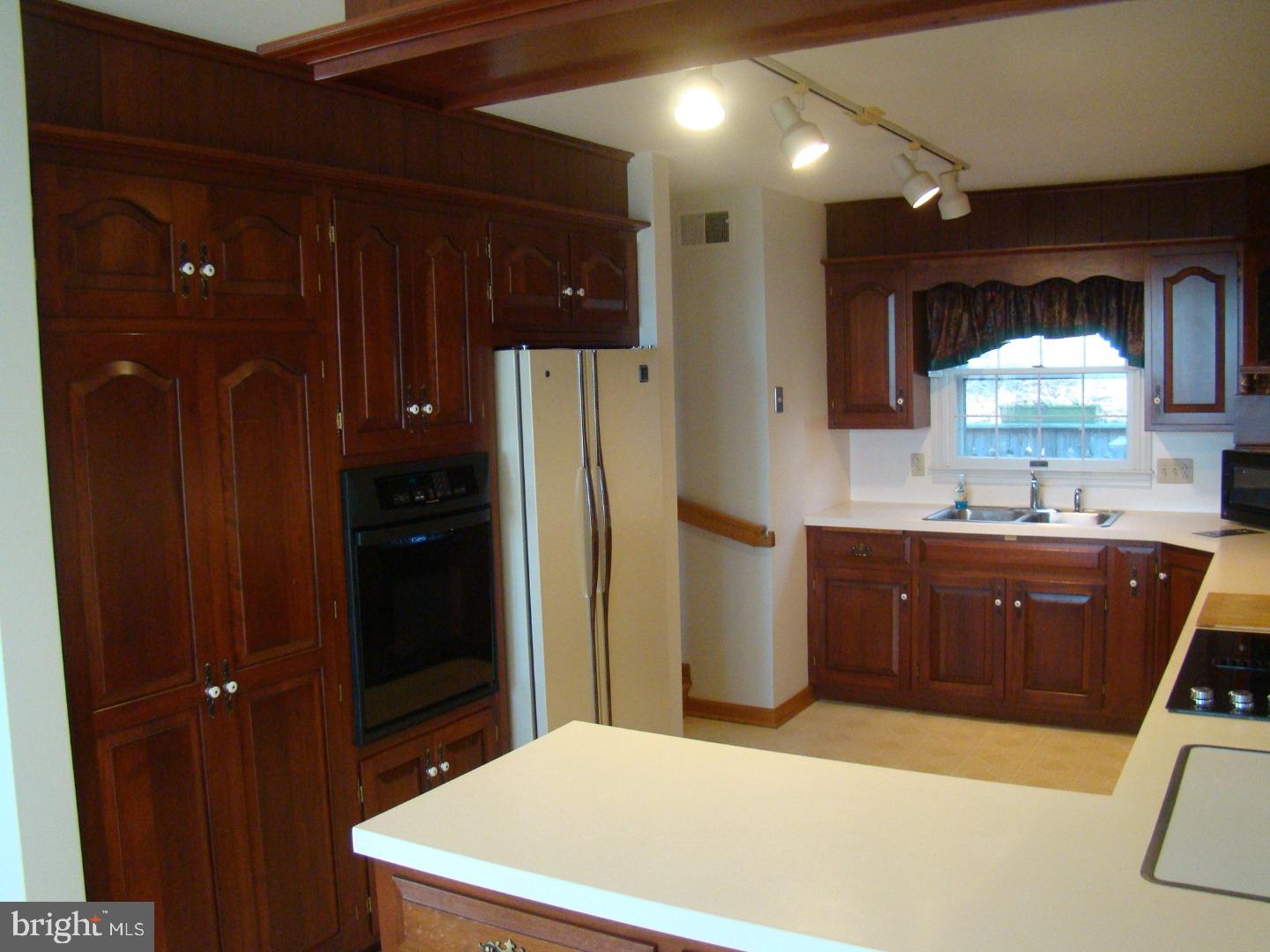 771 Talbotville Road Honey Brook, PA 19344 - Photo 9 of 24 Kitchen