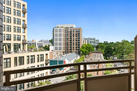 $550,000 | 7111 Woodmont Avenue, Unit 709, Bethesda, MD 20815
