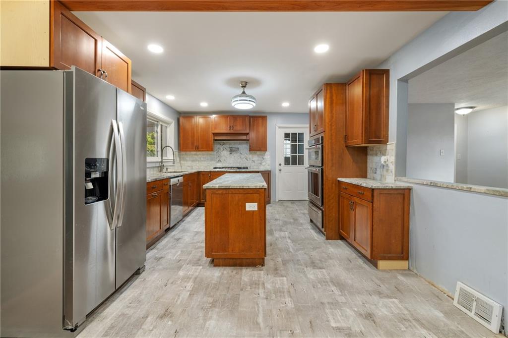 138 Mowry Road Monaca, PA 15061 - Photo 12 of 29 Gallery Image 12