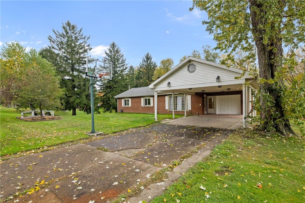 138 Mowry Road Monaca, PA 15061 - Photo 4 of 29 Gallery Image 4