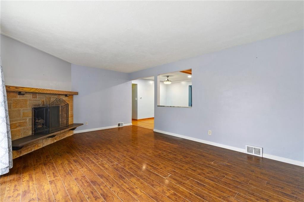 138 Mowry Road Monaca, PA 15061 - Photo 6 of 29 Gallery Image 6