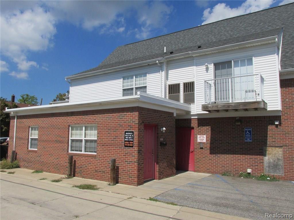 1125 Eureka Road, Unit 101 Wyandotte, MI 48192 - Photo 3 of 13