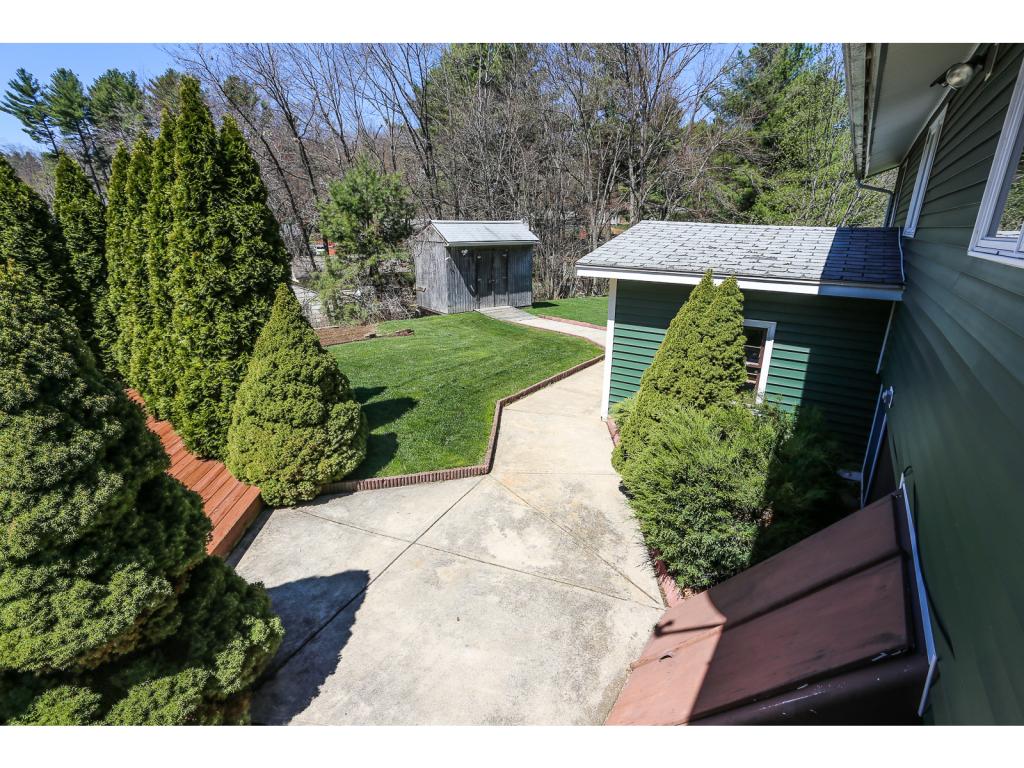 50 Back River Road Merrimack, NH 03054 - Photo 8 of 35