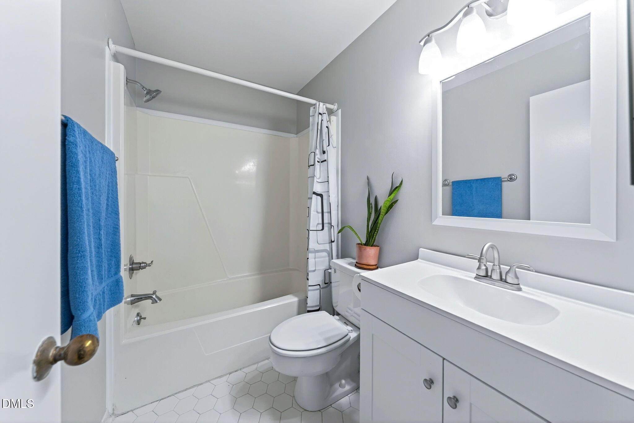 216 Ridge Trail Chapel Hill, NC 27516 - Photo 25 of 30 a bathroom with a sink toilet and shower
