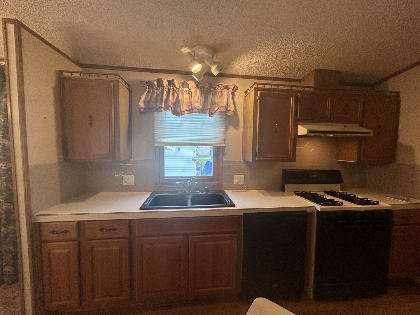 506 Greenview Road Belvidere, IL 61008 - Photo 8 of 22 Gallery Image 8