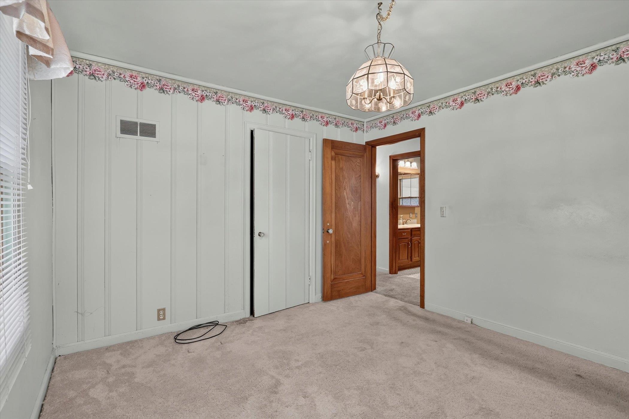 1129 Johnson Street Beloit, WI 53511 - Photo 18 of 35