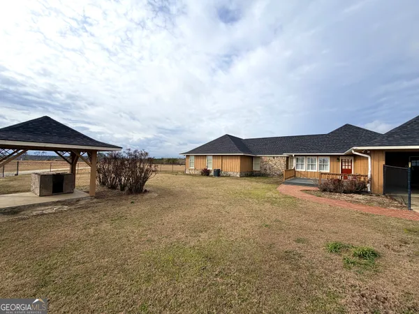 $585,000 | 2166 Highway 199, Mount Vernon, GA 30445