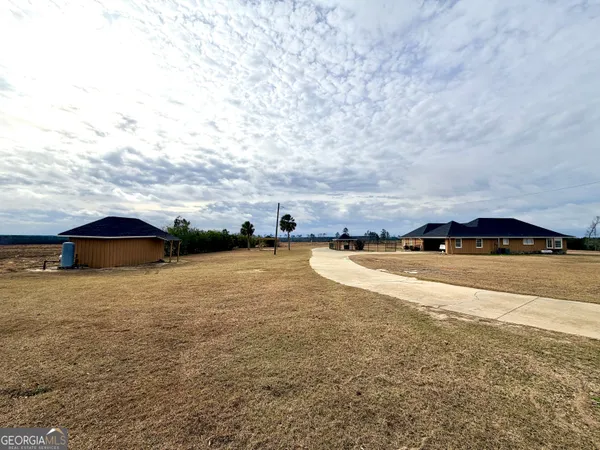 $585,000 | 2166 Highway 199, Mount Vernon, GA 30445